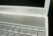 华硕N45评测及性能分析（探索华硕N45的外观、音质和功能）