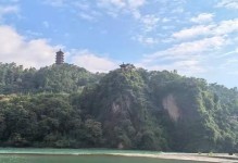 用P10记录美丽风景的魅力（探索手机摄影中的突破之道）